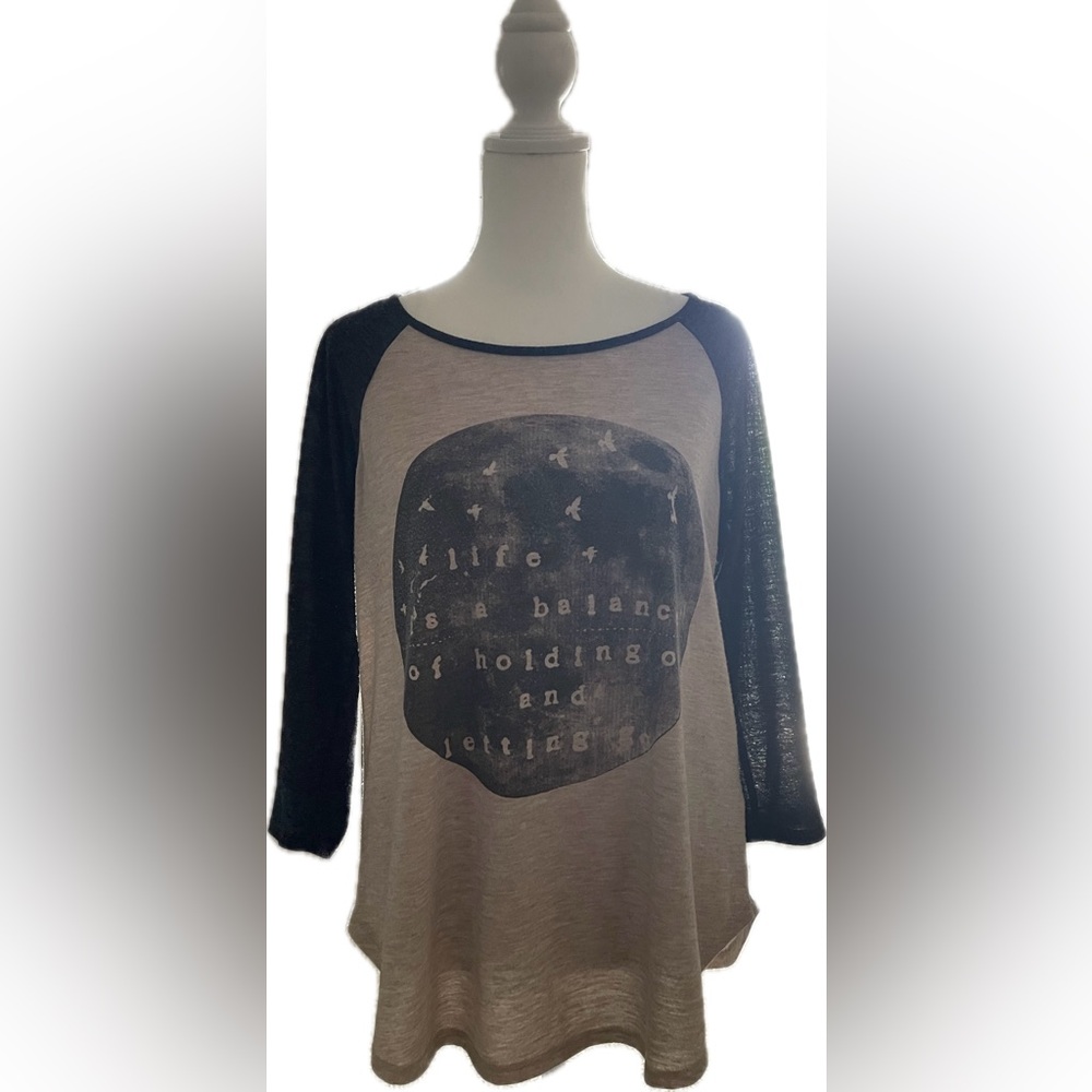 Soprano Gray and Cream Graphic Long Sleeve Tee